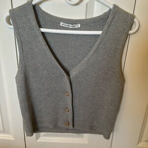 Abercrombie - Mara Button-Up Sweater Vest